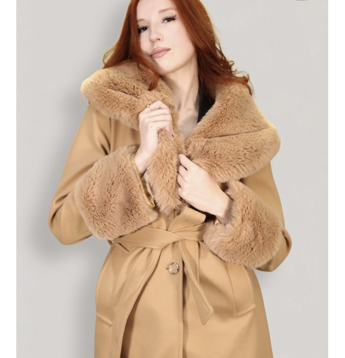 Camel Rengi Yaka Kürklü Kaşe Kaban