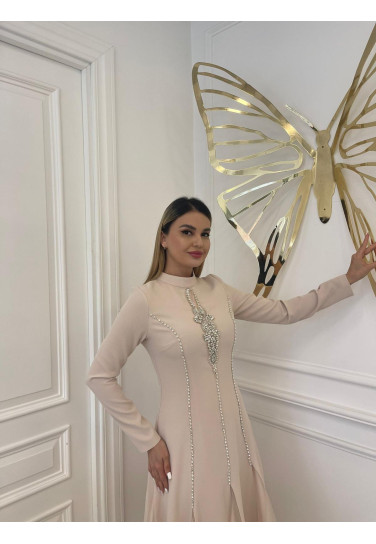 Düz Kesim Kristal Taş İşlemeli Elbise