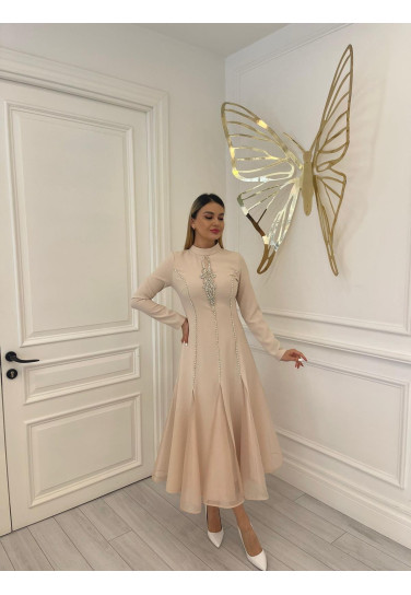 Düz Kesim Kristal Taş İşlemeli Elbise