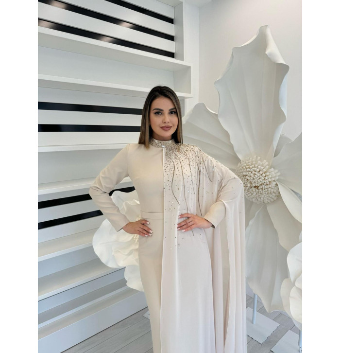 Şifon Detaylı Taşlı Elbise